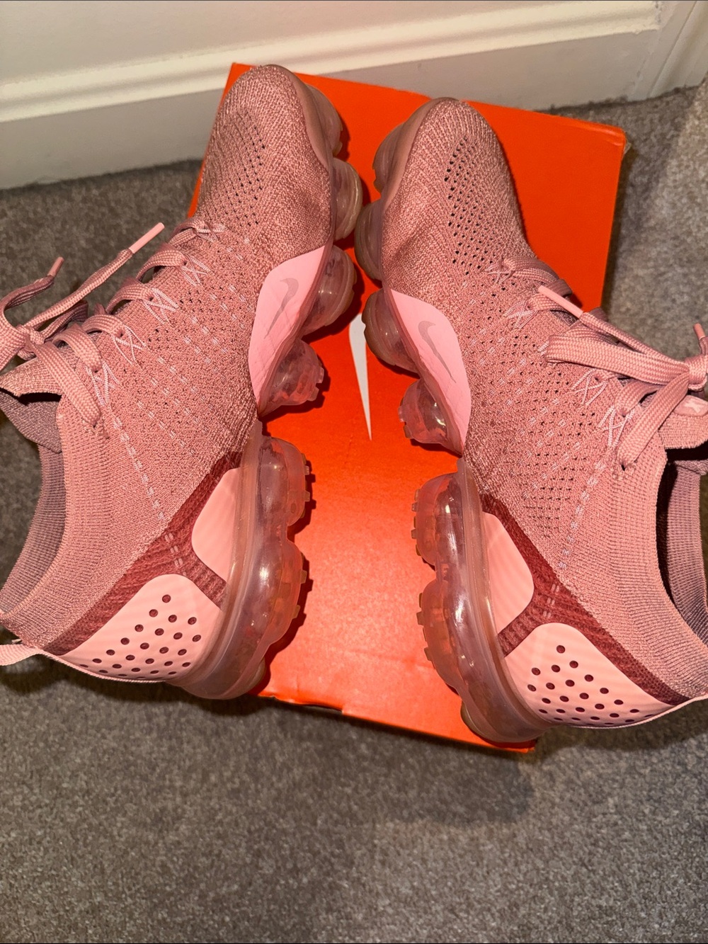 100% Authentic Nike Vapormax in Rust Pink - Picture 5 of 7